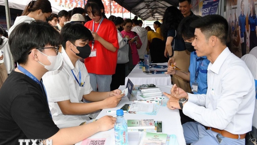 Ho Chi Minh City likely to face shortage of qualified workers in 2026